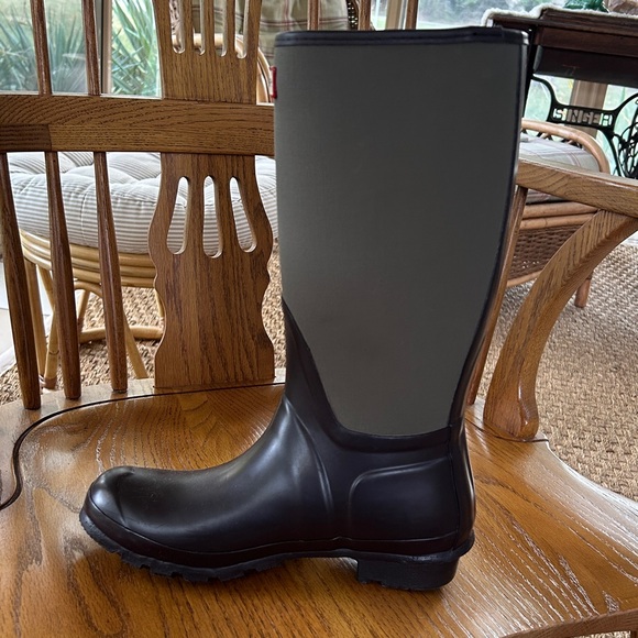 HUNTER Arlen Two-Tone Brown and Olive Tall Rain Boots Size 8Men/9Women NWOT - Picture 7 of 14